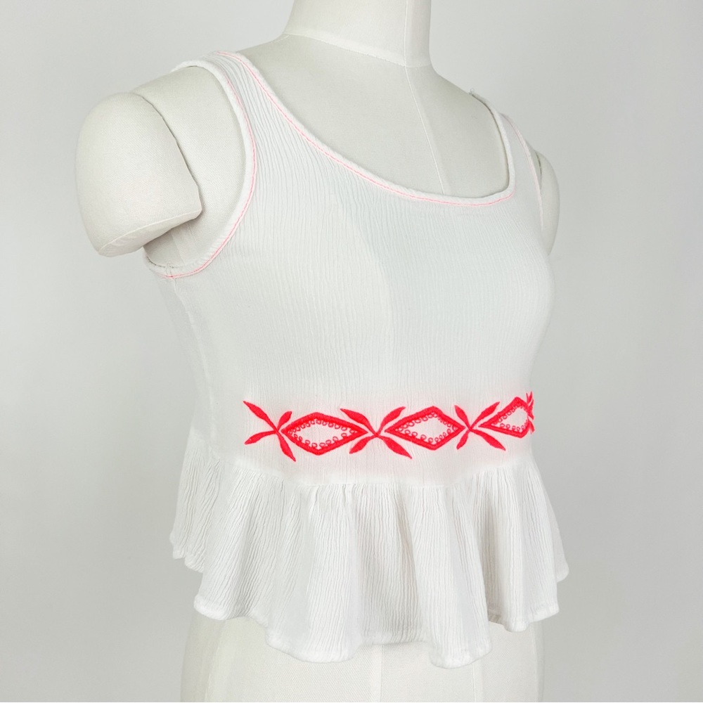 Bohemian Embroidered Crop Top in White | Size S